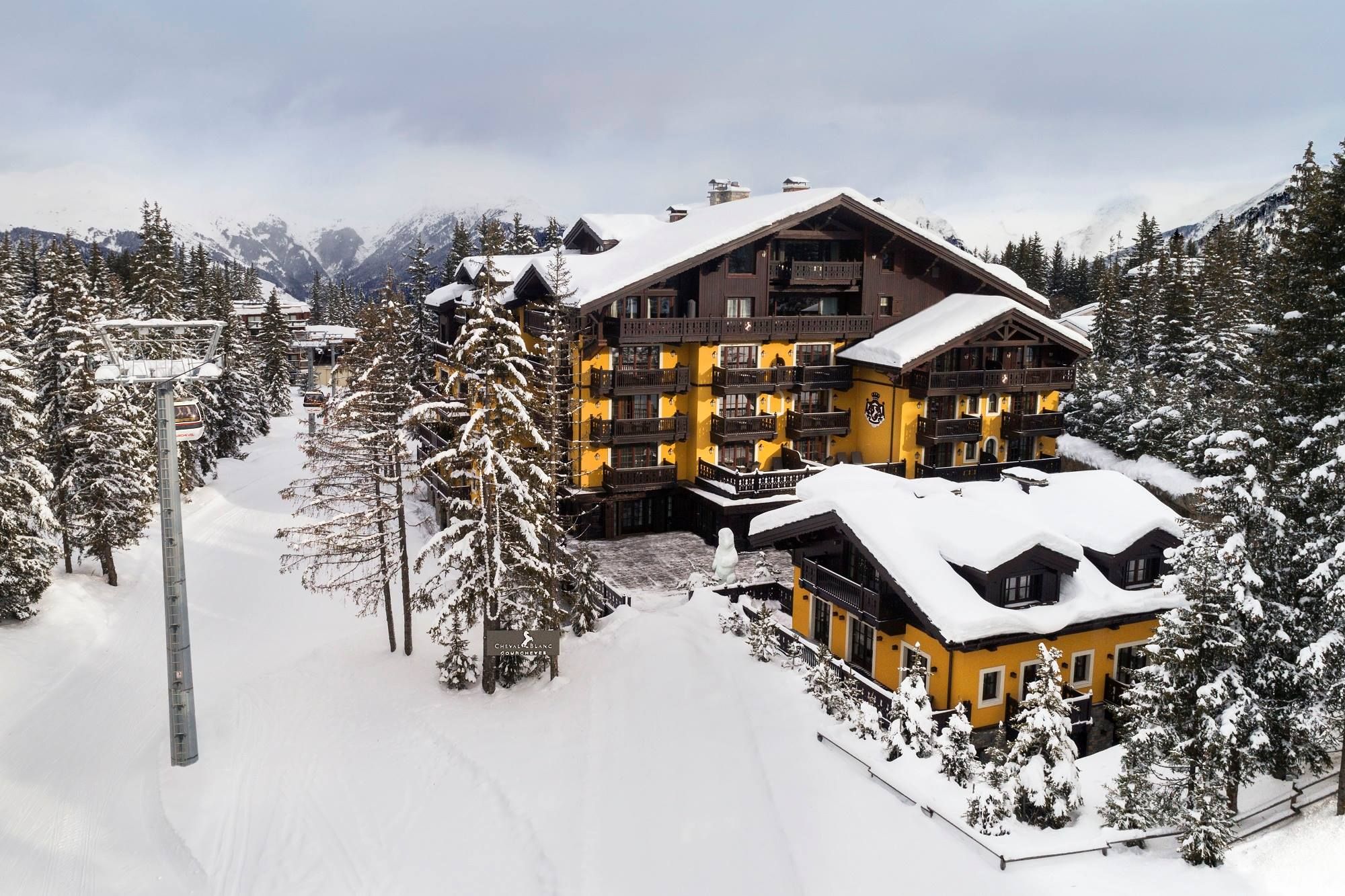 Luxury hotel Cheval Blanc Courchevel